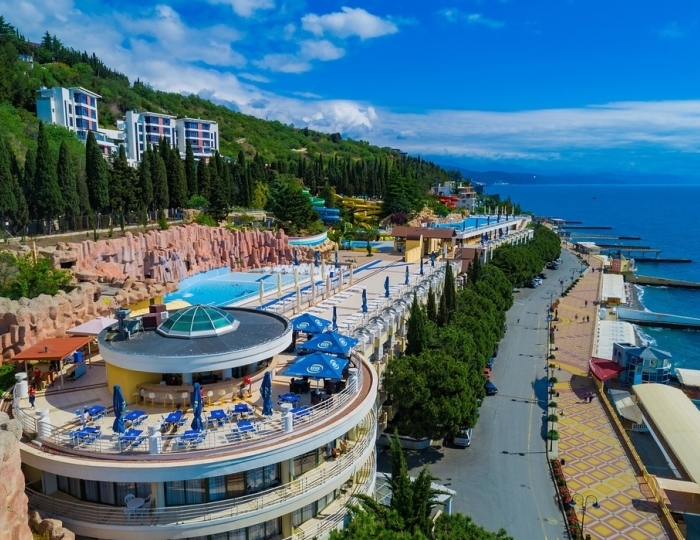 Лаунж-бар «Дельфин» в аквапарке - Комплекс «Миндальная роща»